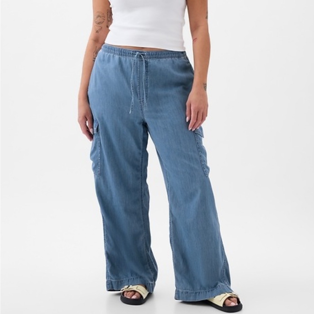 GAP High Rise Cargo Easy Jeans - XL